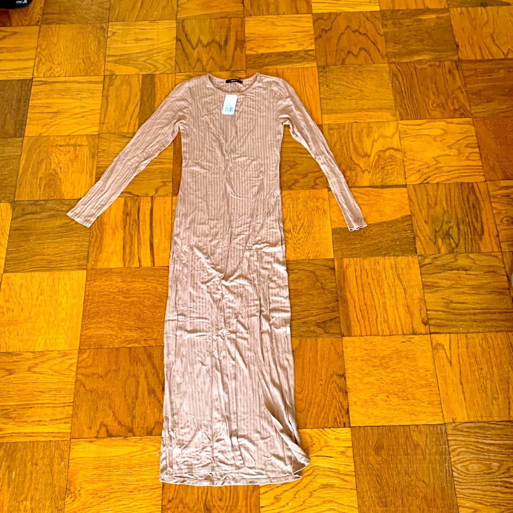 Beige long sleeve maxi dress with slit to knee